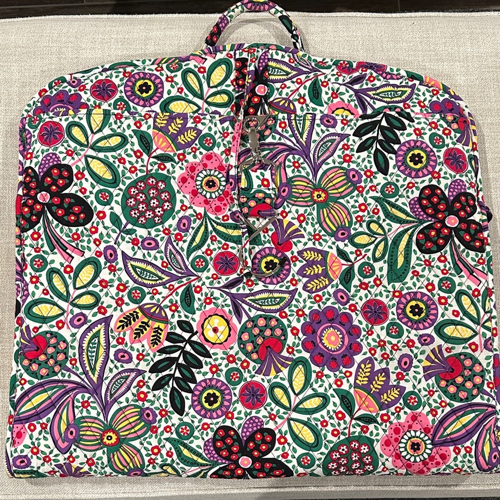 Viva La Vera garment bag